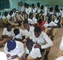 Students of Gbaranowei Grammar School, Okolobiri, have expressed concern over the condition of the school and lack of infrastructure.