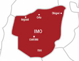 Imo Mob Lynches Alleged ESN Member Trying To Enforce Sit-At-Home Order
