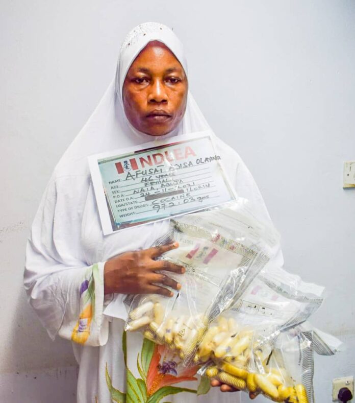 Woman caught with cocaine in Abuja enroutr Saudi Arabia
